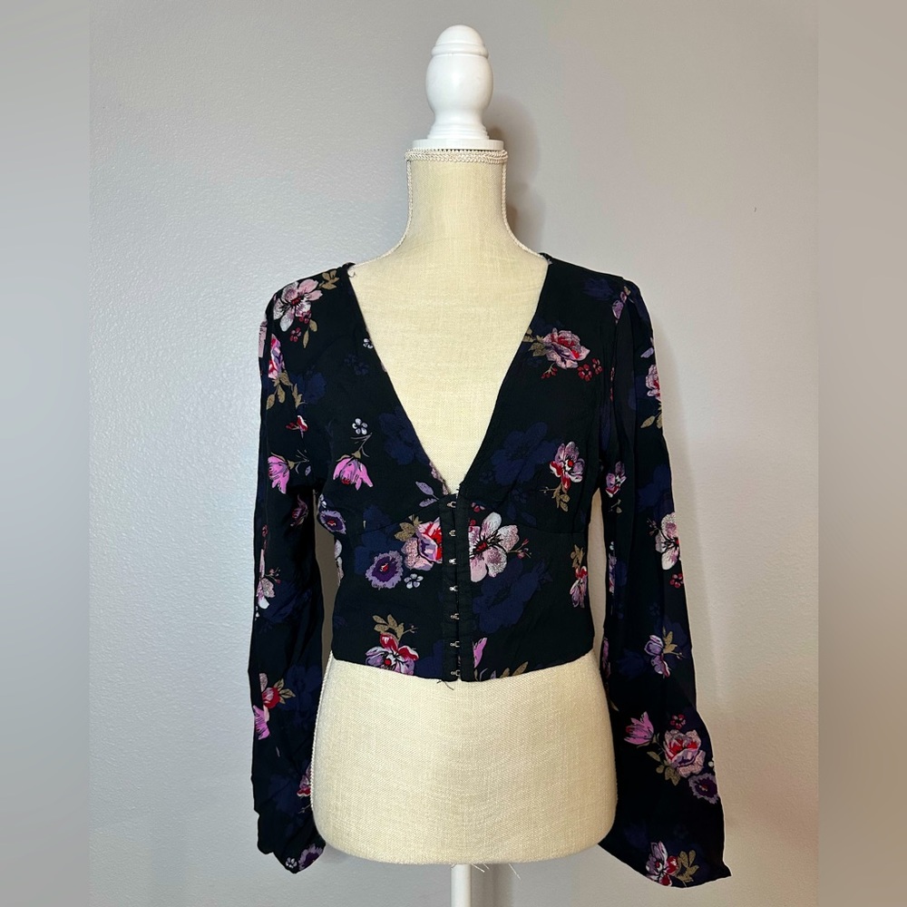 Casual spring time blouse top